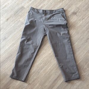 Lululemon Men’s ABC- Classic Fit Pant- Size 34x30